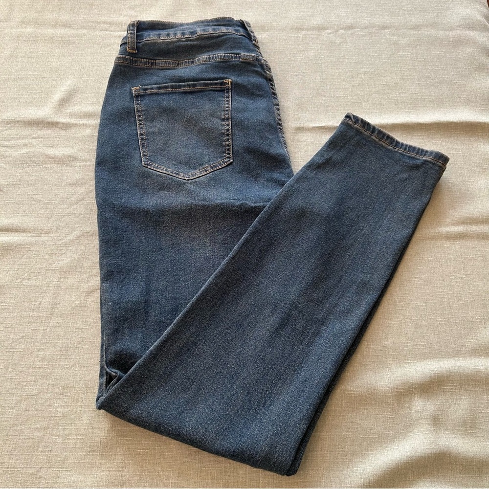 Classic Wash Skinny Jeans